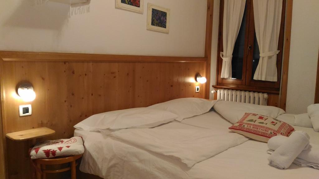 Hotel Capriolo Madesimo Exteriör bild